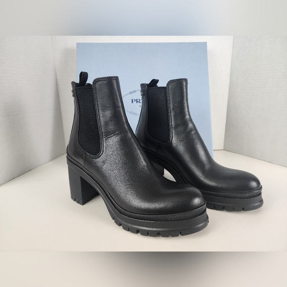 Prada ankle boots size 37.5 - Picture 6 of 15
